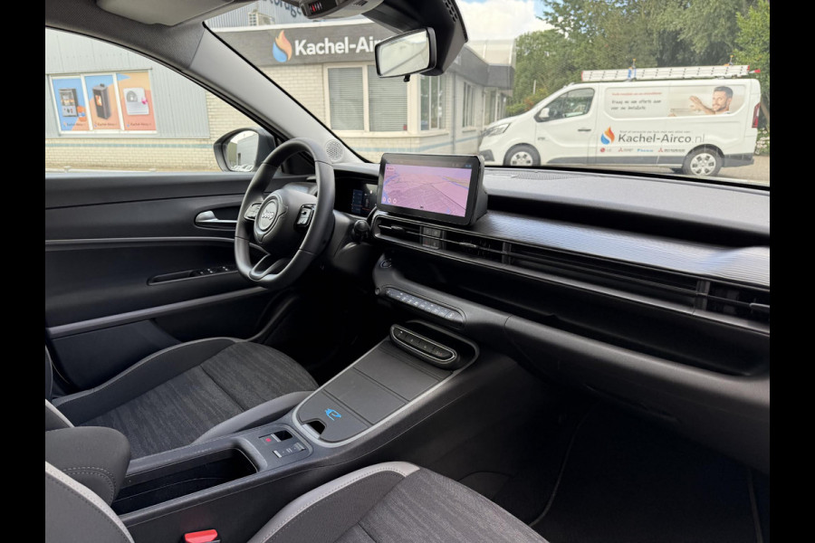 Jeep Avenger Longitude 54 kWh | Navi | Carplay | Stoelverwarming |