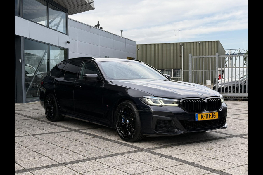 BMW 5 Serie Touring 530i Aut. M-Sport | BMW Laser | Memory | Sfeer Verlichting |