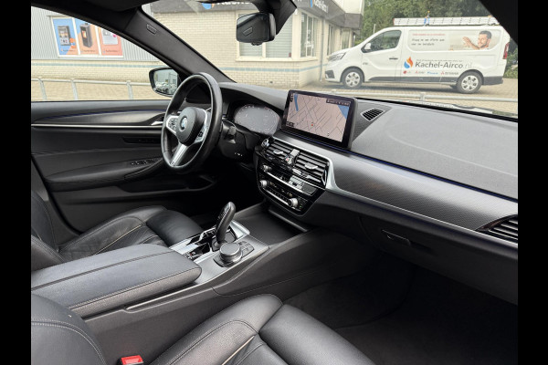 BMW 5 Serie Touring 530i Aut. M-Sport | BMW Laser | Memory | Sfeer Verlichting |
