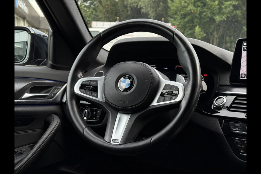 BMW 5 Serie Touring 530i Aut. M-Sport | BMW Laser | Memory | Sfeer Verlichting |