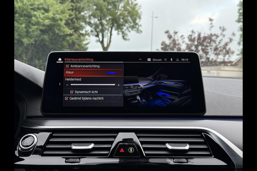 BMW 5 Serie Touring 530i Aut. M-Sport | BMW Laser | Memory | Sfeer Verlichting |