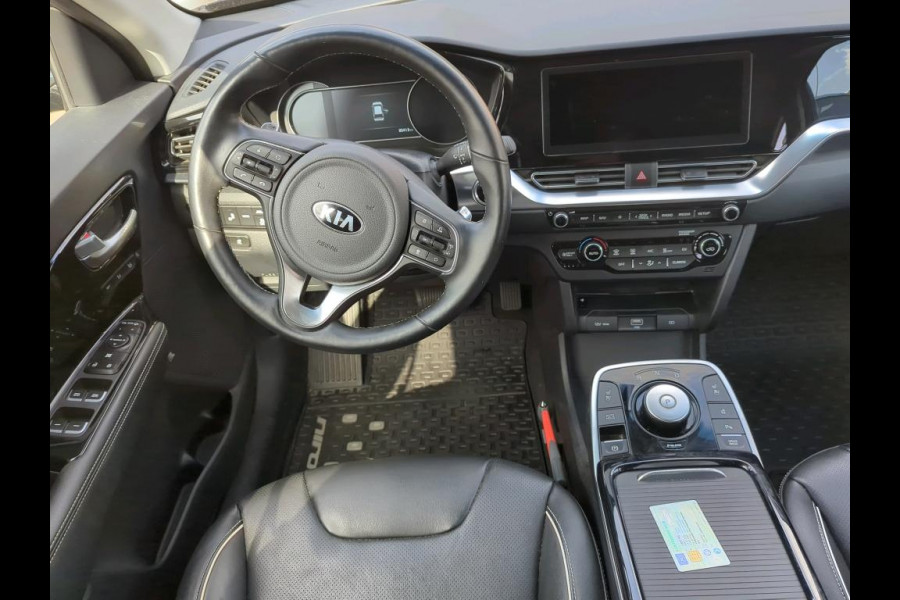 Kia e-Niro ExecutiveLine 64 kWh NL-AUTO | LEDER | STOELVERW. KOELING