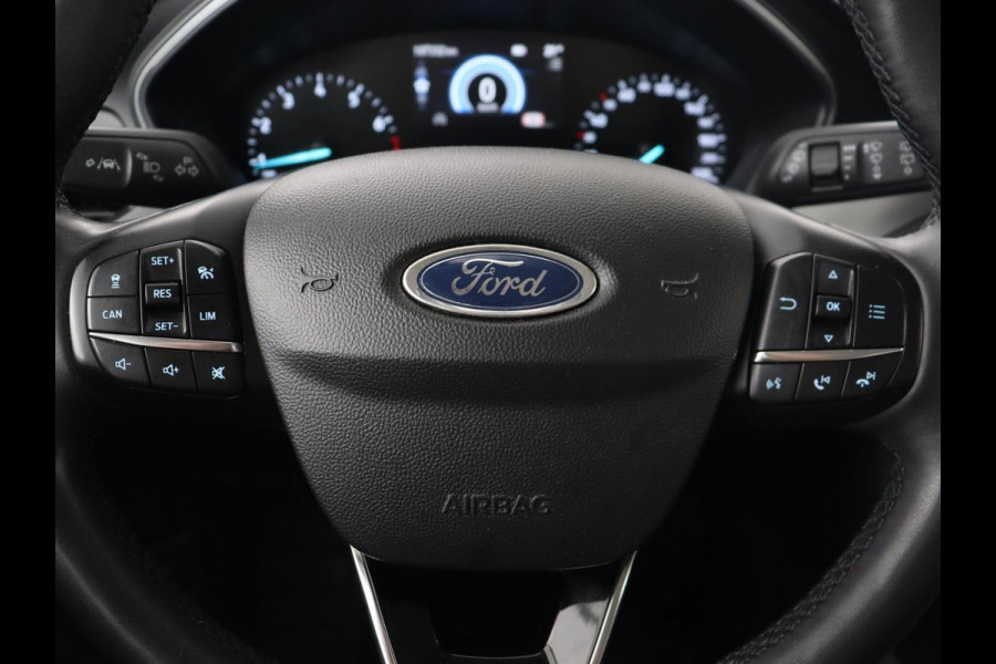 Ford Focus 1.0 EcoBoost Connected | Stoel & stuurverwarming | Camera | Adaptive cruise | Trekhaak | Carplay | Keyless | Navigatie | Climate control