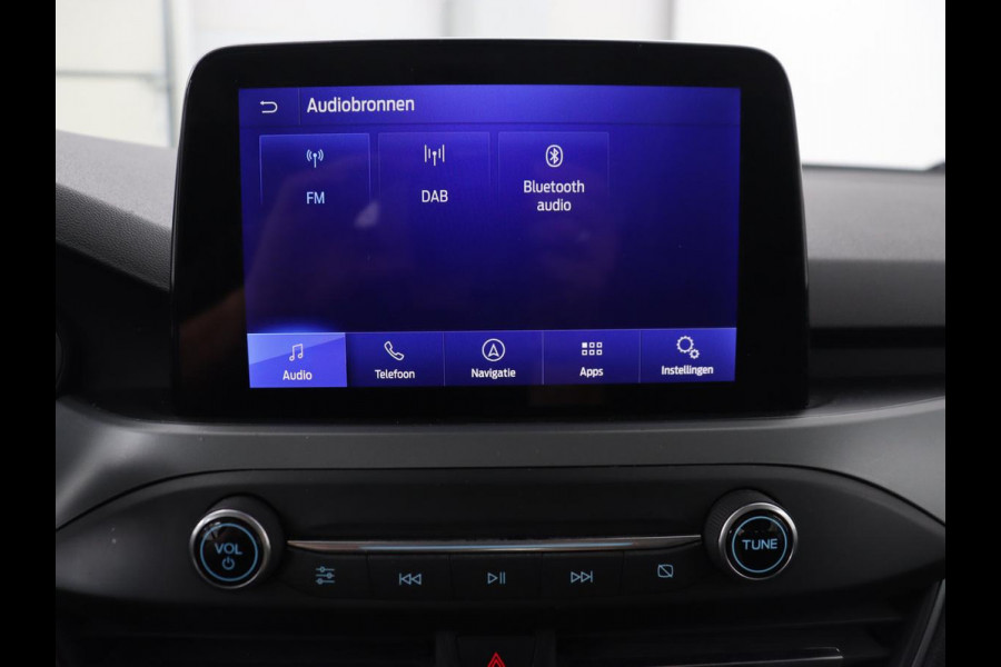 Ford Focus 1.0 EcoBoost Connected | Stoel & stuurverwarming | Camera | Adaptive cruise | Trekhaak | Carplay | Keyless | Navigatie | Climate control