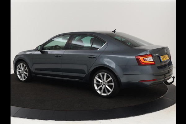 Škoda Octavia 1.0 TSI Style | Stoelverwarming | Trekhaak | Adaptive cruise | Carplay | Park Assist | Keyless | Full LED | Navigatie | Canton Sound | Climate control