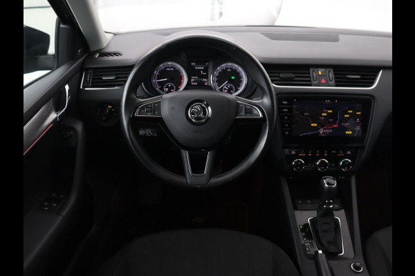 Škoda Octavia 1.0 TSI Style | Stoelverwarming | Trekhaak | Adaptive cruise | Carplay | Park Assist | Keyless | Full LED | Navigatie | Canton Sound | Climate control