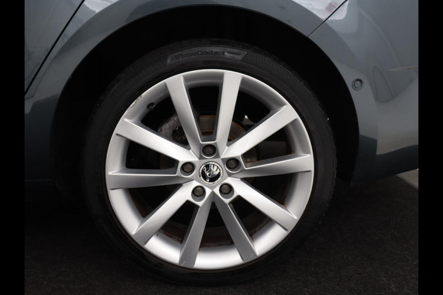 Škoda Octavia 1.0 TSI Style | Stoelverwarming | Trekhaak | Adaptive cruise | Carplay | Park Assist | Keyless | Full LED | Navigatie | Canton Sound | Climate control