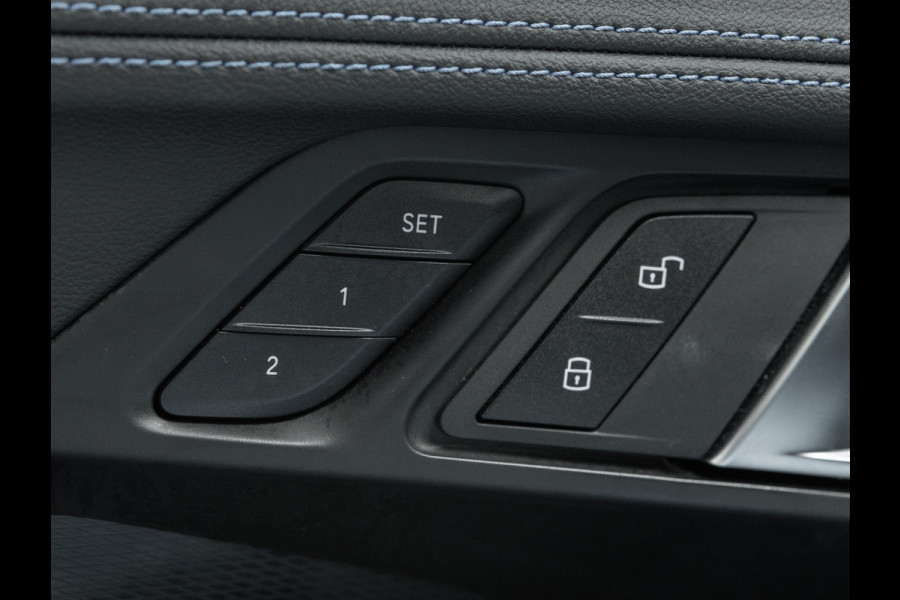 BMW 2 Serie Coupé M2 - M-Zetels - ACC - M-Driver Pack - Head-up - Carbon Interieur
