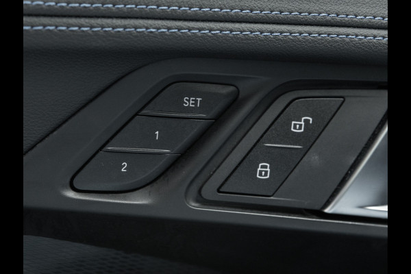 BMW 2 Serie Coupé M2 - M-Zetels - ACC - M-Driver Pack - Head-up - Carbon Interieur