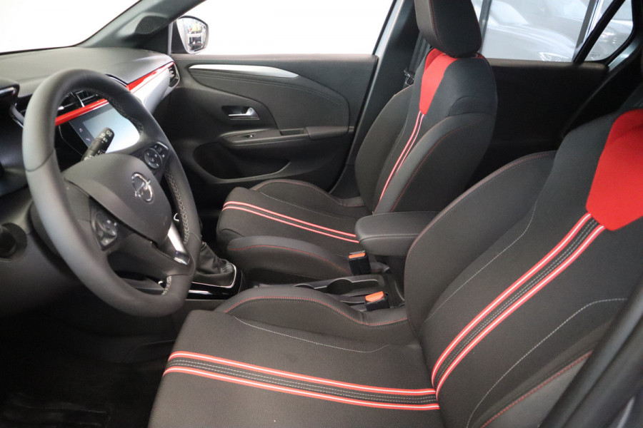 Opel Corsa 1.2 GS Line Navigatie Cruise Control 16LMV Two tone Color PDC Achteruit camera 24 maanden garantie mogelijk (*vraag naar de voorwaarden) Opel Corsa 1.2 GS Line Navigatie Cruise Control 16LMV Two tone Color PDC Achteruit camera 24 maanden garantie mogelijk (*vraag naar de voorwaarden)