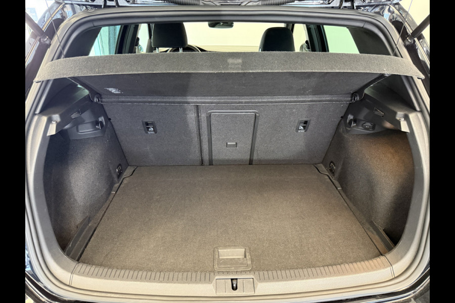Volkswagen Golf 1.4 TSI Highline Business R Automaat DSG 18 inch achteruitrijcamera