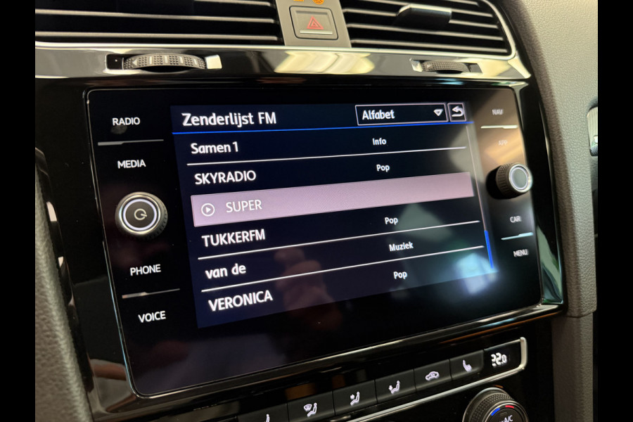 Volkswagen Golf 1.4 TSI Highline Business R Automaat DSG 18 inch achteruitrijcamera