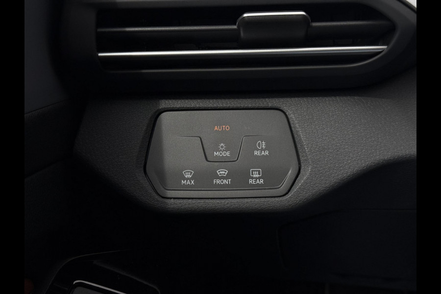Volkswagen ID.4 First 77 kWh | Navi | Camera | Sfeer |