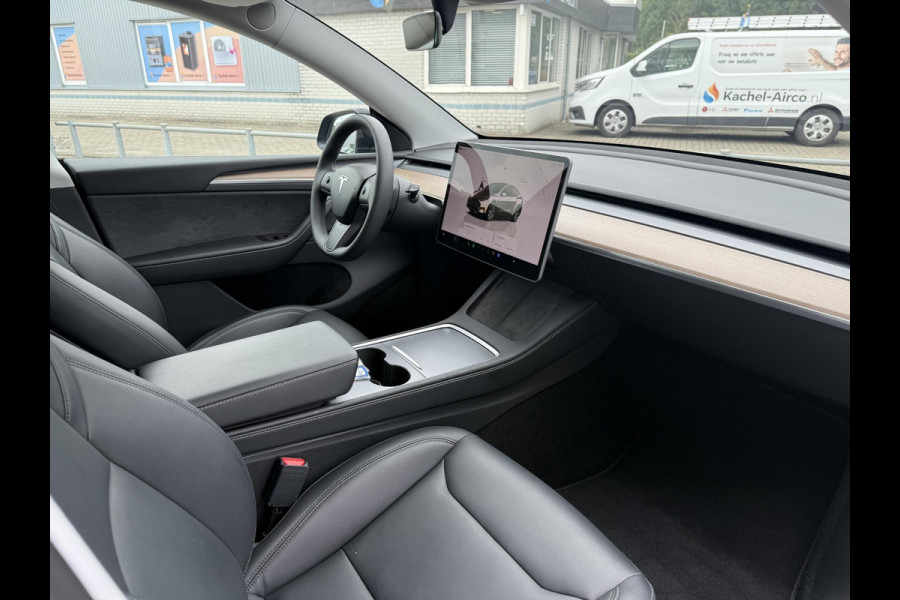 Tesla Model Y Long Range AWD Dual | Autopilot | Panorama | Leder |