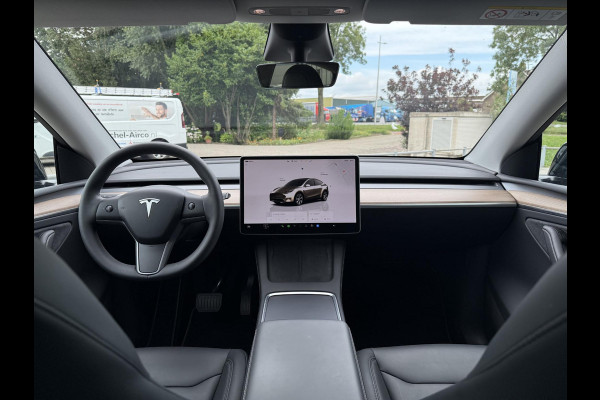 Tesla Model Y Long Range AWD Dual | Autopilot | Panorama | Leder |
