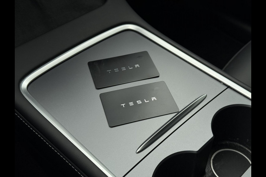 Tesla Model Y Long Range AWD Dual | Autopilot | Panorama | Leder |