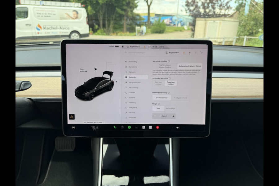Tesla Model 3 Long Range AWD Dual | Autopilot | Panorama | Leder |