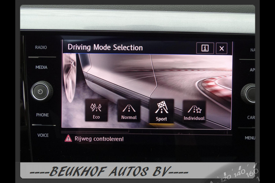 Volkswagen Polo 1.0 TSI Park Sensoren Business Carplay Navi
