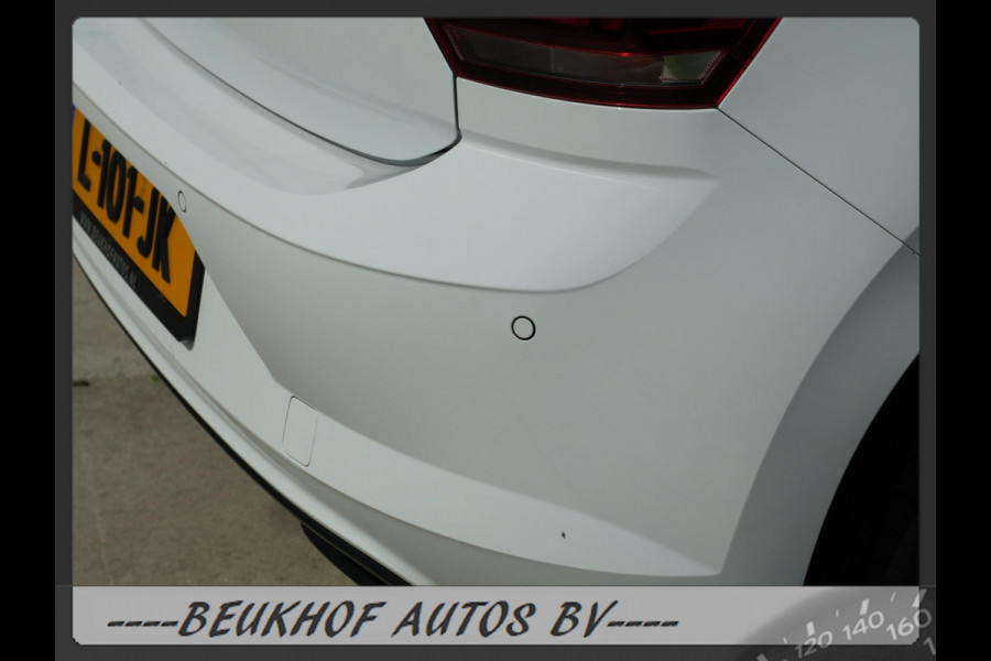 Volkswagen Polo 1.0 TSI Park Sensoren Business Carplay Navi