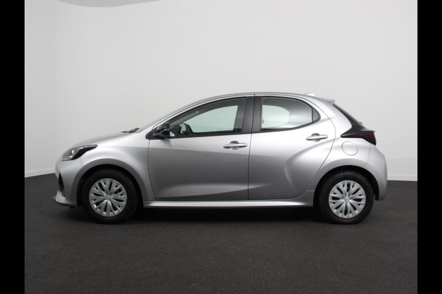 Mazda 2 Hybrid 1.5 Prime-line Airco Adaptieve cruise control Achteruitrijcamera Lane assist Radio Apple Carplay/ Android auto