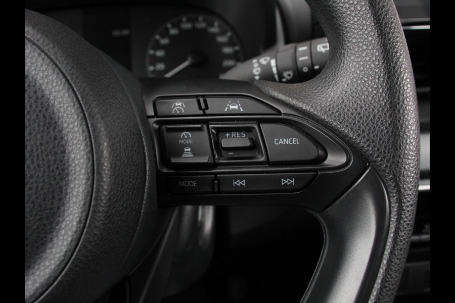 Mazda 2 Hybrid 1.5 Prime-line Airco Adaptieve cruise control Achteruitrijcamera Lane assist Radio Apple Carplay/ Android auto