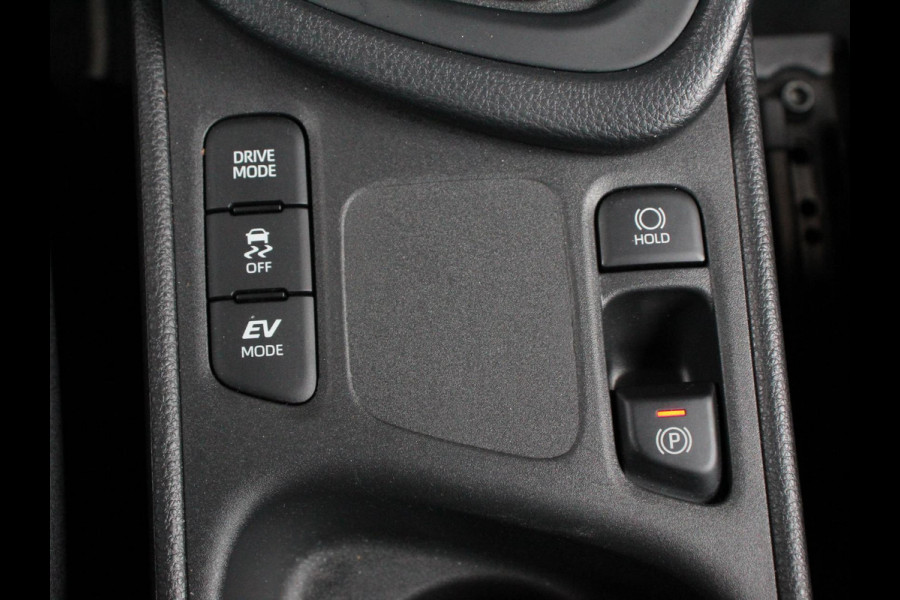 Mazda 2 Hybrid 1.5 Prime-line Airco Adaptieve cruise control Achteruitrijcamera Lane assist Radio Apple Carplay/ Android auto