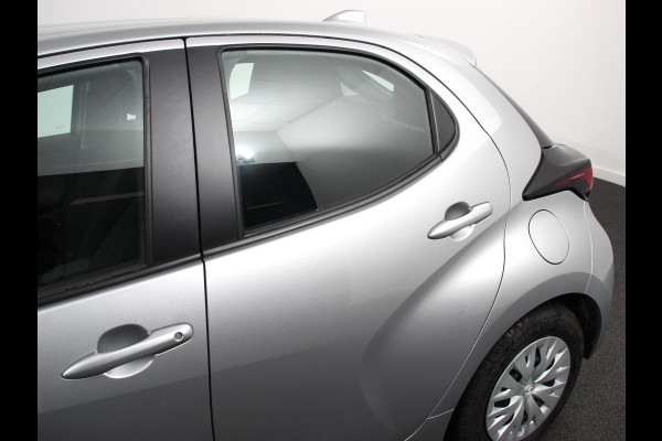 Mazda 2 Hybrid 1.5 Prime-line Airco Adaptieve cruise control Achteruitrijcamera Lane assist Radio Apple Carplay/ Android auto