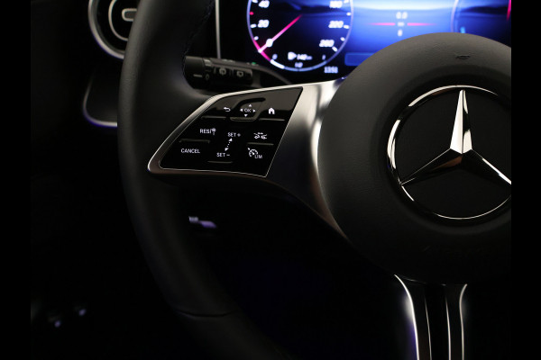 Mercedes-Benz C-Klasse Estate 300 e Star Edition AMG Line | Trekhaak | Parkeerpakket met achteruitrijcamera | EASY PACK achterklep | USB-pakket | Antidiefstalpakket GUARD 360° Plus | High-performance led-koplampen |