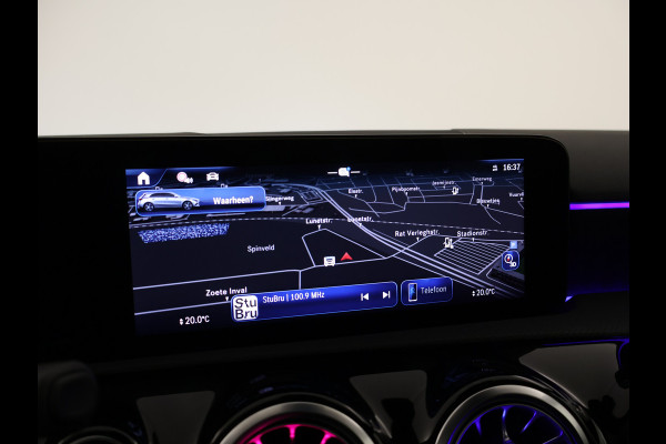 Mercedes-Benz A-Klasse 250 e Star Edition AMG Line Plus | Nightpakket | Antidiefstalpakket URBAN GUARD PLUS | Dodehoekassistent | Extra USB-poorten | Parkeerpakket met achteruitrijcamera | KEYLESS GO |