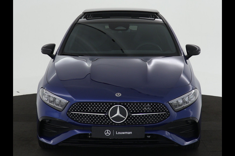 Mercedes-Benz A-Klasse 250 e Star Edition AMG Line Plus | Nightpakket | Antidiefstalpakket URBAN GUARD PLUS | Dodehoekassistent | Extra USB-poorten | Parkeerpakket met achteruitrijcamera | KEYLESS GO |