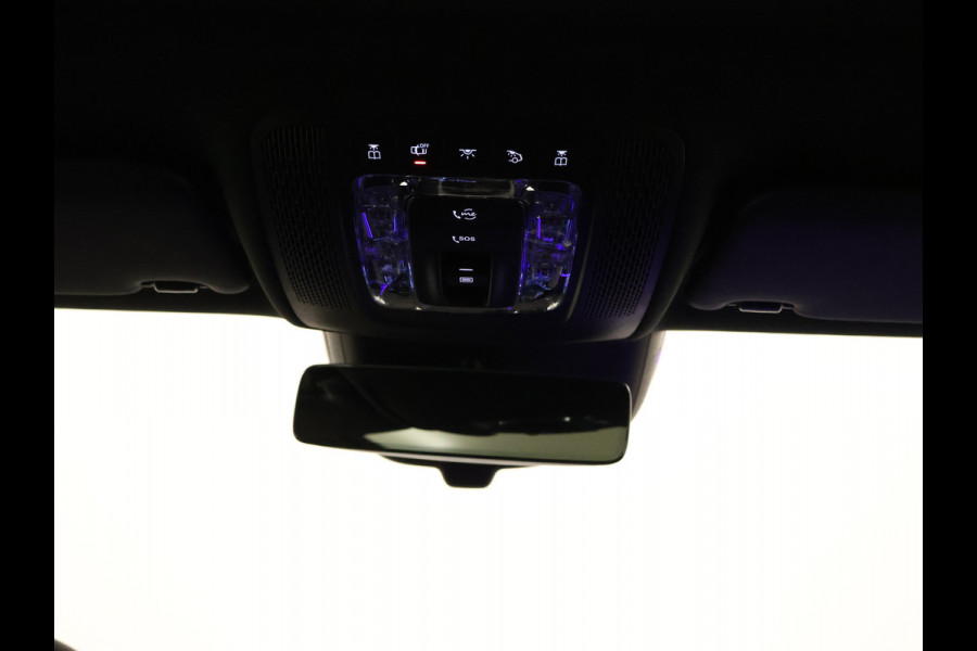 Mercedes-Benz A-Klasse 250 e Star Edition AMG Line Plus | Nightpakket | Antidiefstalpakket URBAN GUARD PLUS | Dodehoekassistent | Extra USB-poorten | Parkeerpakket met achteruitrijcamera | KEYLESS GO |
