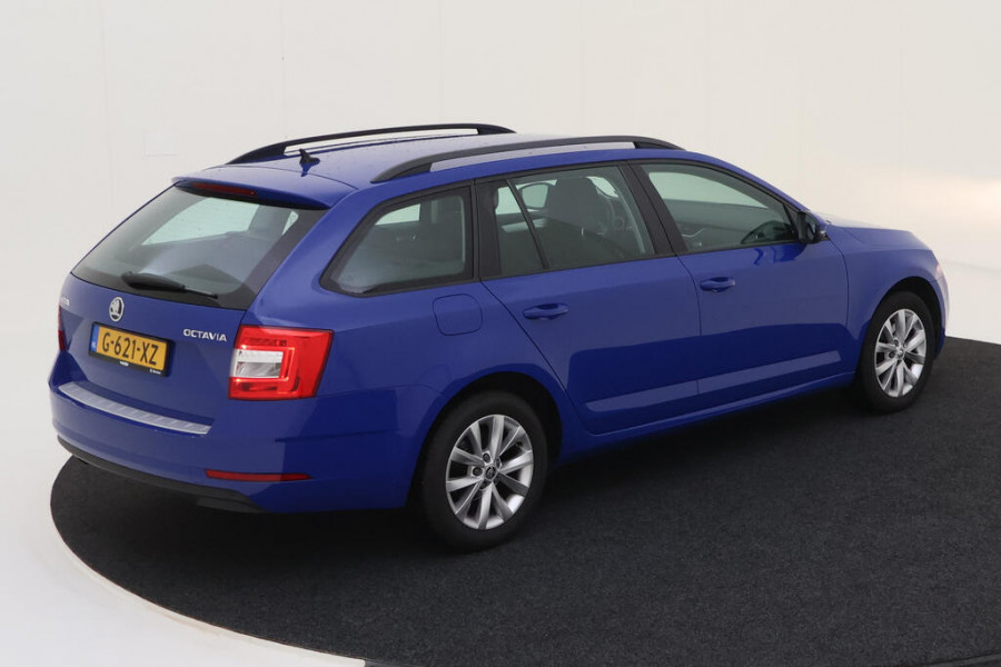 Škoda Octavia Combi 1.5 TSI Greentech Sport Business AUTOMAAT | NAVI | NL-AUTO