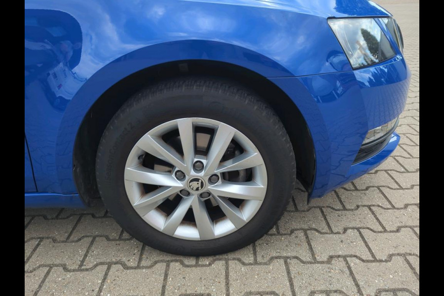 Škoda Octavia Combi 1.5 TSI Greentech Sport Business AUTOMAAT | NAVI | NL-AUTO
