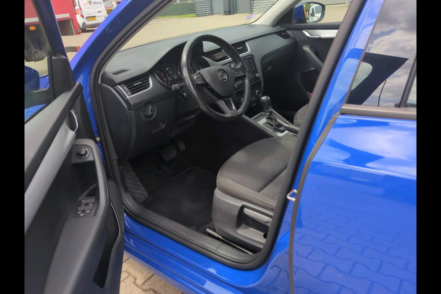 Škoda Octavia Combi 1.5 TSI Greentech Sport Business AUTOMAAT | NAVI | NL-AUTO
