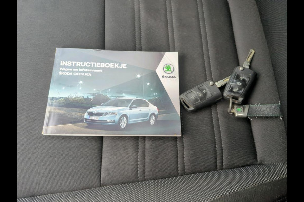 Škoda Octavia Combi 1.5 TSI Greentech Sport Business AUTOMAAT | NAVI | NL-AUTO