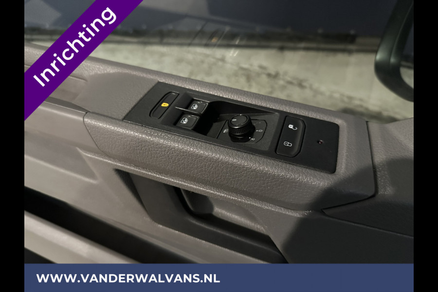 Volkswagen Transporter 2.0 TDI 150pk L2H1 Inrichting Euro6 Airco | Camera | Apple Carplay | Android Auto | 2500kg Trekhaak Cruisecontrol, Parkeersensoren
