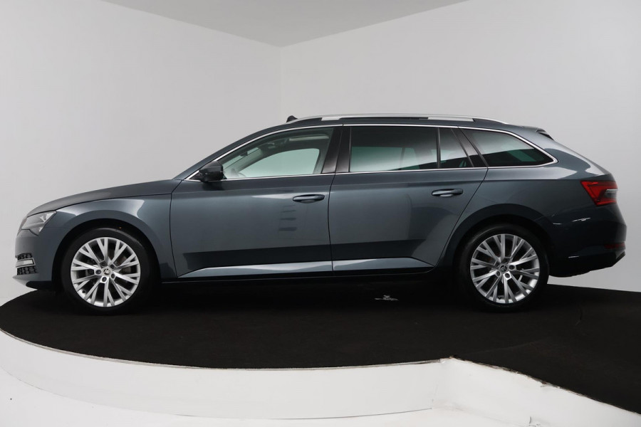 Škoda Superb Combi 1.5 TSI ACT Business Edition (PANORAMADAK, TREKHAAK, STOELVERWARMING, ACHTERUITRIJCAMERA, GOED ONDERHOUDEN)
