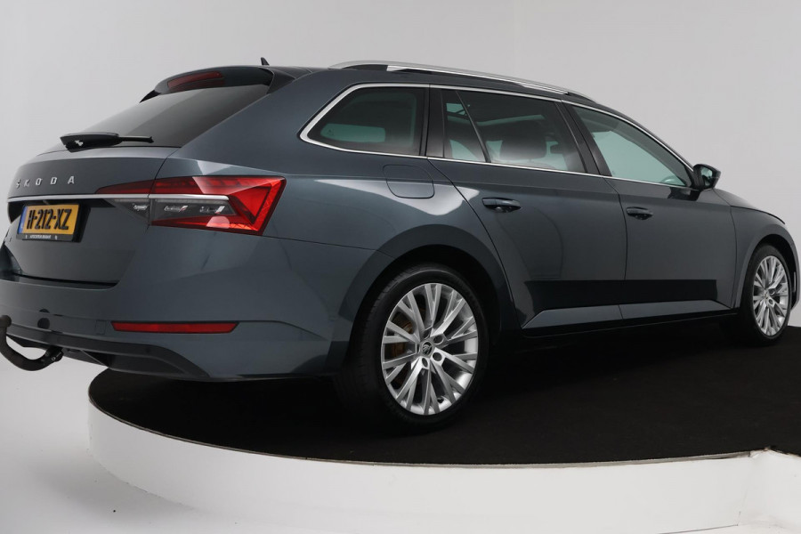 Škoda Superb Combi 1.5 TSI ACT Business Edition (PANORAMADAK, TREKHAAK, STOELVERWARMING, ACHTERUITRIJCAMERA, GOED ONDERHOUDEN)