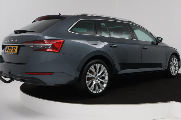 Škoda Superb Combi 1.5 TSI ACT Business Edition (PANORAMADAK, TREKHAAK, STOELVERWARMING, ACHTERUITRIJCAMERA, GOED ONDERHOUDEN)