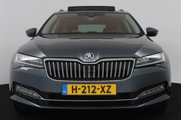 Škoda Superb Combi 1.5 TSI ACT Business Edition (PANORAMADAK, TREKHAAK, STOELVERWARMING, ACHTERUITRIJCAMERA, GOED ONDERHOUDEN)