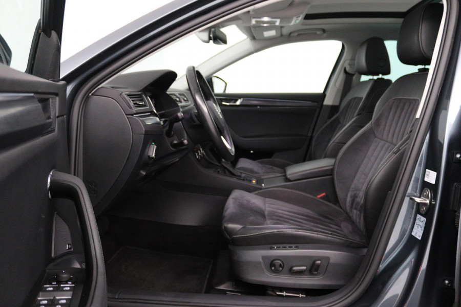 Škoda Superb Combi 1.5 TSI ACT Business Edition (PANORAMADAK, TREKHAAK, STOELVERWARMING, ACHTERUITRIJCAMERA, GOED ONDERHOUDEN)