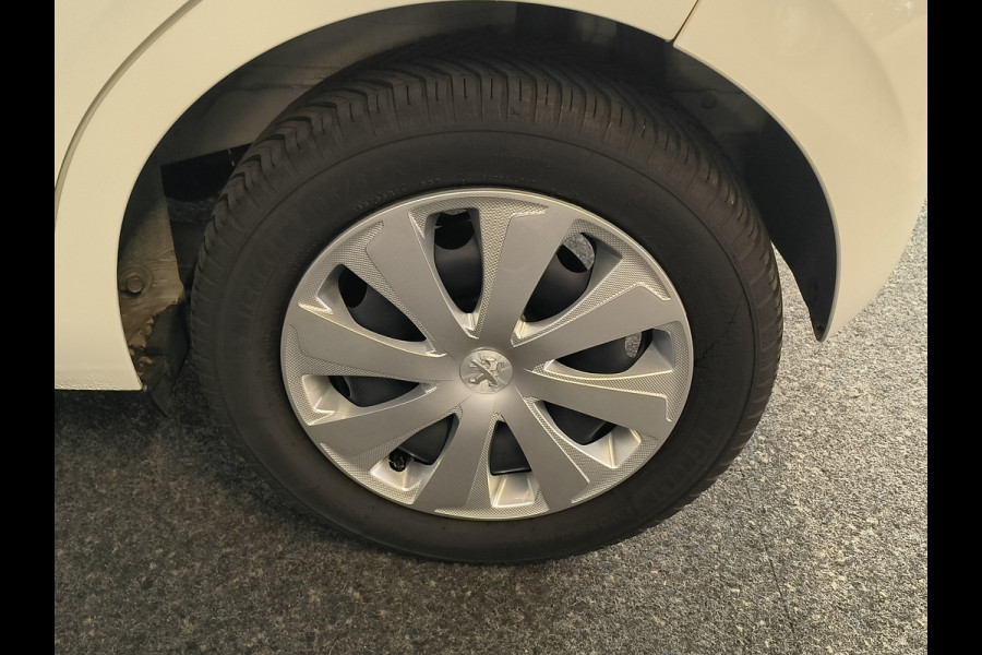 Peugeot 108 1.0 e-VTi Active Rijklaar + 12 maanden Bovag-garantie Henk Jongen Auto's in Helmond,  al 50 jaar service zoals 't hoort!