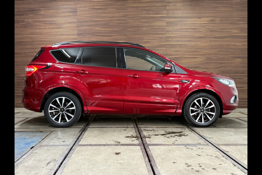 Ford Kuga 1.5 EcoBoost ST Line | Navigatie | Adaptive Cruise | Climate | Trekhaak