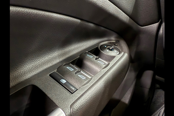 Ford Kuga 1.5 EcoBoost ST Line | Navigatie | Adaptive Cruise | Climate | Trekhaak