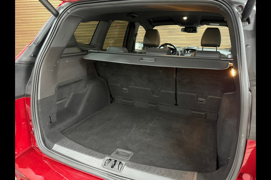 Ford Kuga 1.5 EcoBoost ST Line | Navigatie | Adaptive Cruise | Climate | Trekhaak