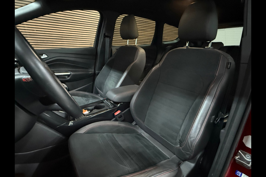 Ford Kuga 1.5 EcoBoost ST Line | Navigatie | Adaptive Cruise | Climate | Trekhaak