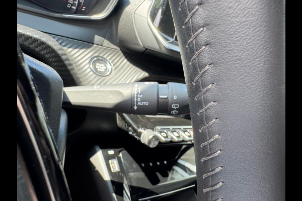 Peugeot 2008 1.2 PureTech 130 Allure Pack Navi / Clima / Camera / P-sensoren