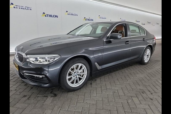 BMW 5 Serie 530e iPerformance High Executive | Navi | Leder | Memory |