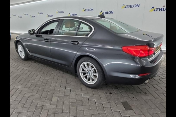 BMW 5 Serie 530e iPerformance High Executive | Navi | Leder | Memory |