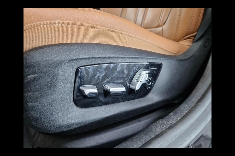 BMW 5 Serie 530e iPerformance High Executive | Navi | Leder | Memory |